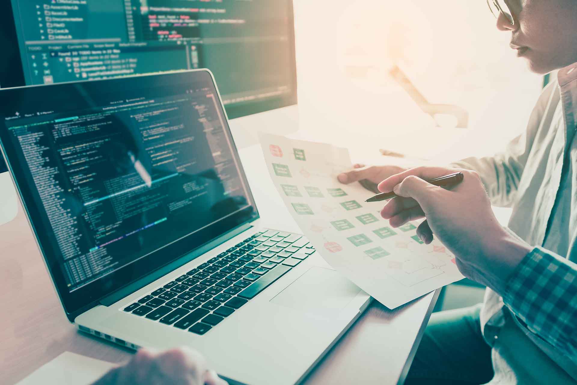 digistar-informatika-segitsegnyujtas-001-dreamstime digistar-informatika-segitsegnyujtas-001-dreamstime